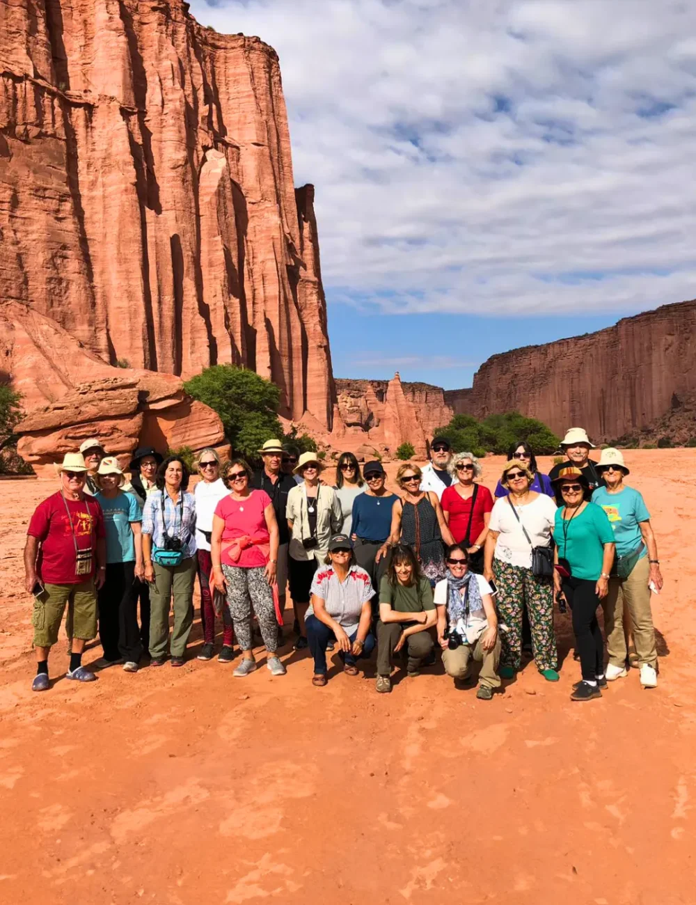 grupo de ciaje el kaminante en el desierto de talampaya